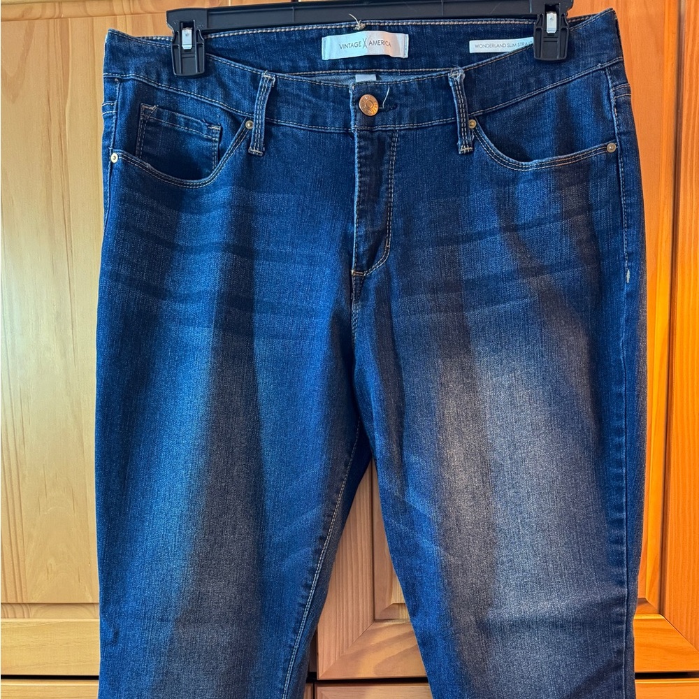 Vintage America Wonderland Slim Straight Jeans